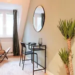 شقة Stadtoase Design In Der Altstadt Von *