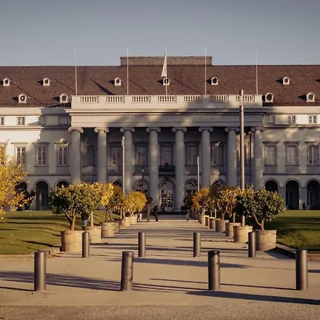 アパート Stadtoase Design In Der Altstadt Von コブレンツ