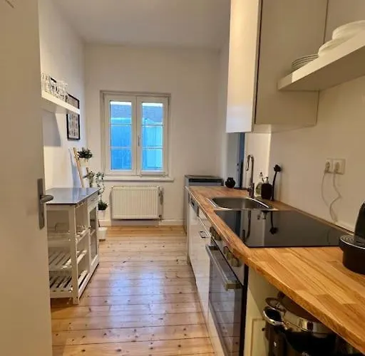 Stadtoase Design In Der Altstadt Von アパート