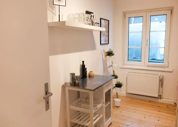 Stadtoase Design In Der Altstadt Von Κόμπλεντς